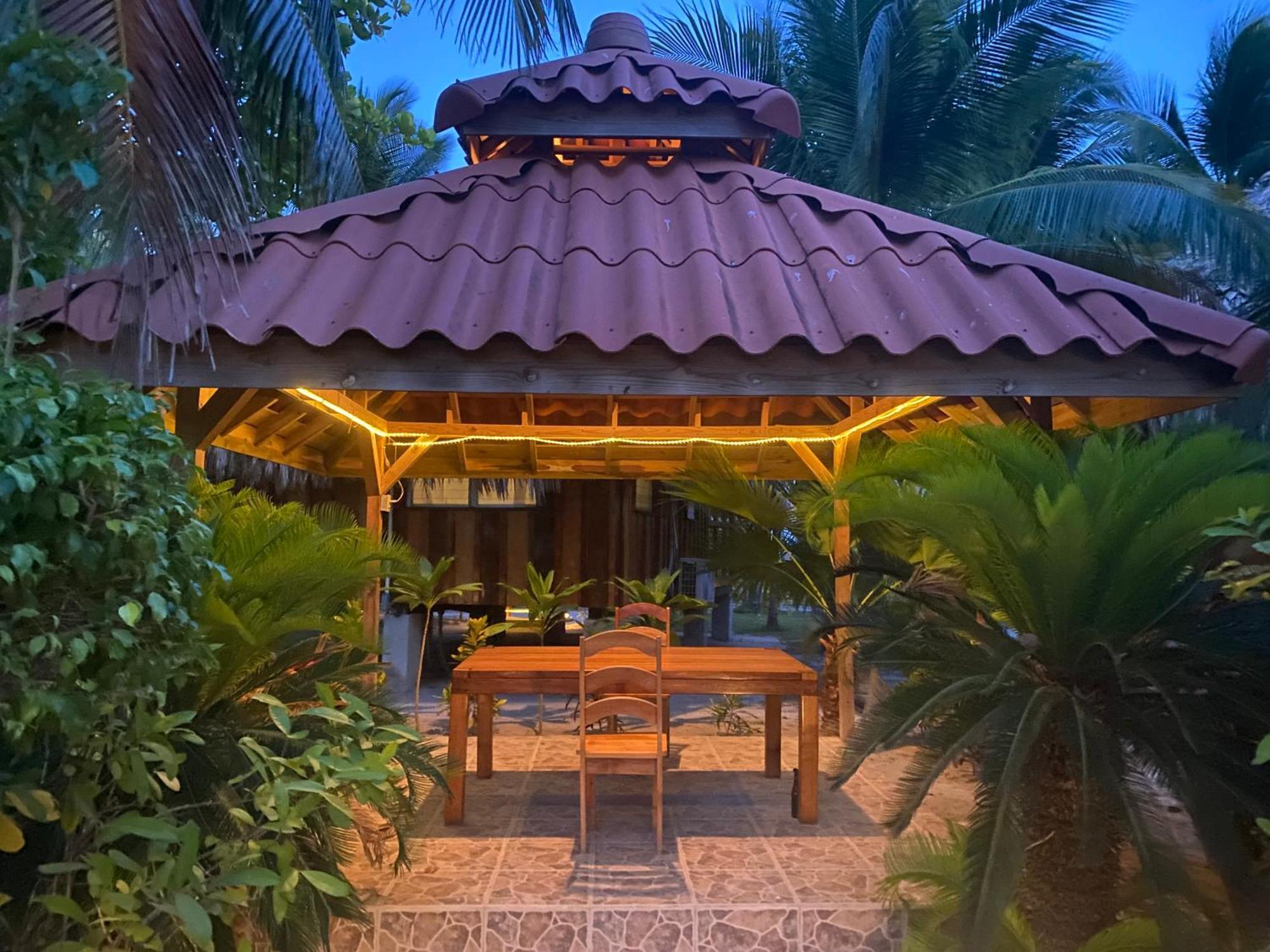 St. George'S Caye Resort Belize City Buitenkant foto